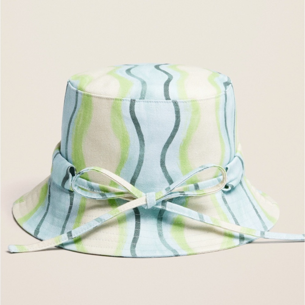 NWT Jacquemus Bucket Hat Le Bob Gadjo Unisex in Blue / Grey Stripe Le Raphia - Picture 2 of 16
